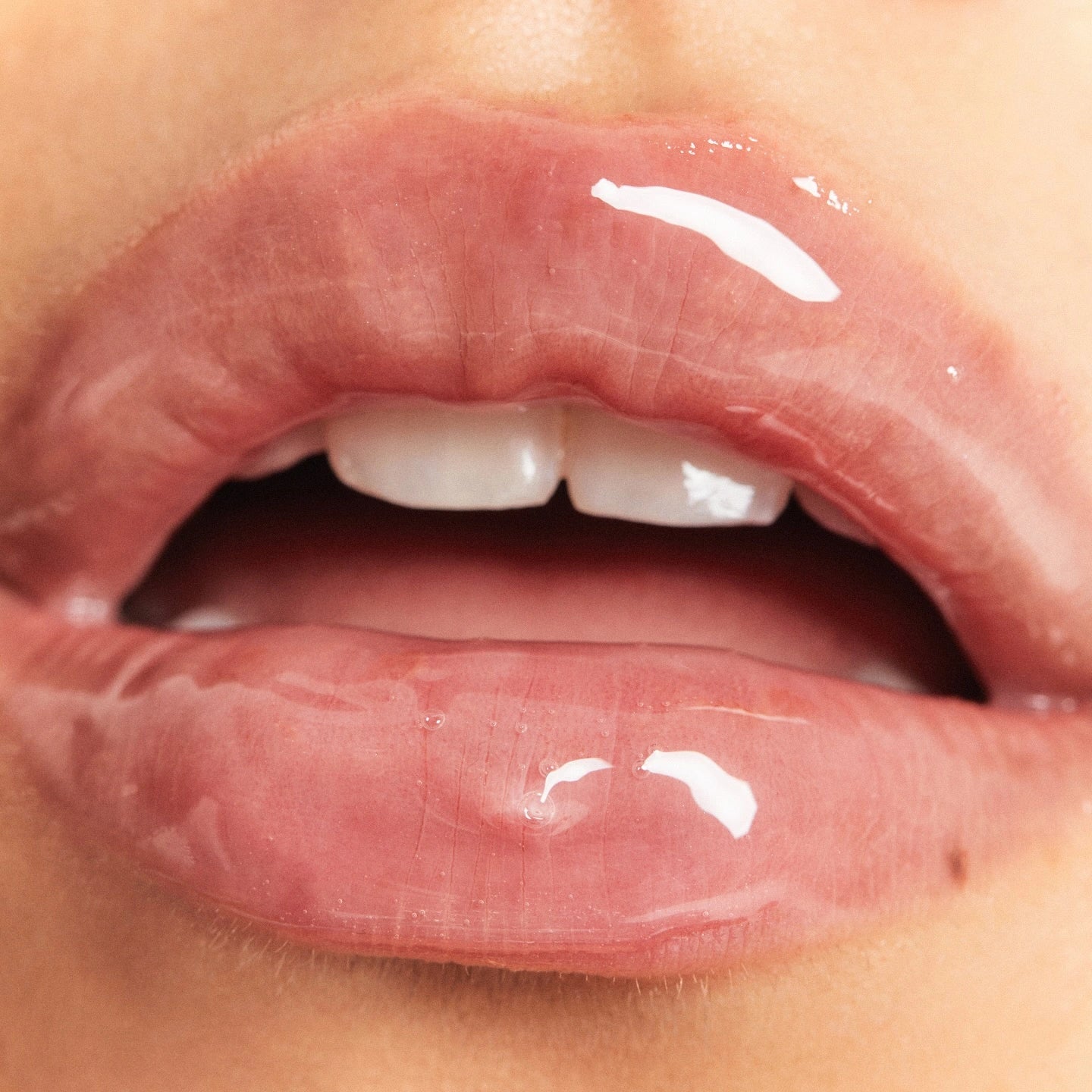 Fill Your Lips In Less Than 5 Minutes